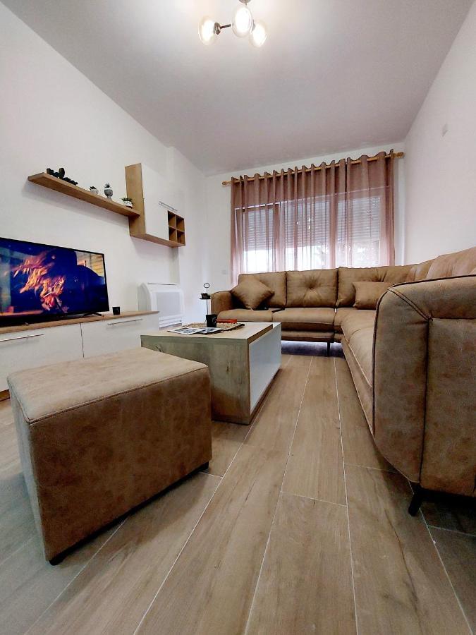 Gex Apartments Tirana Exterior foto
